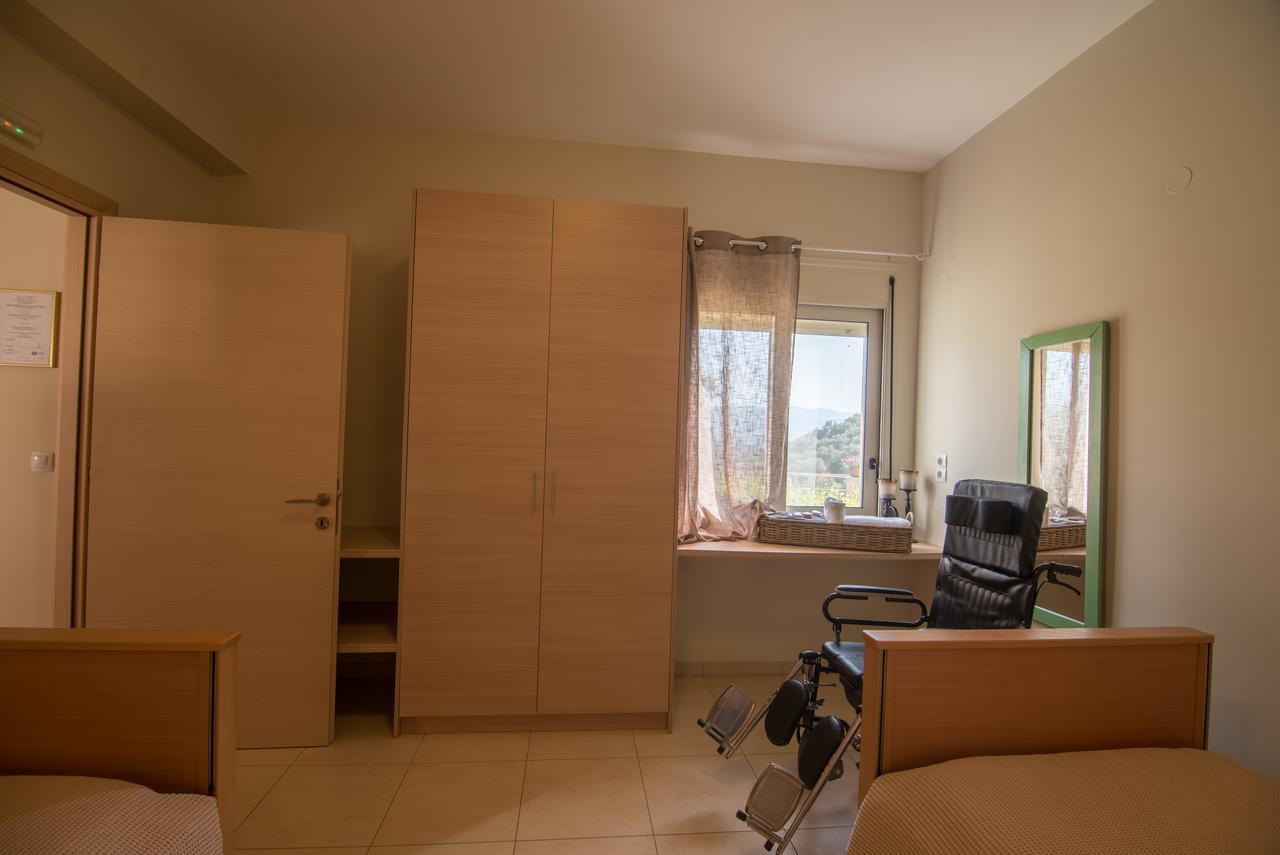 Aksos Suites Accessible Accommodation Agia  Extérieur photo