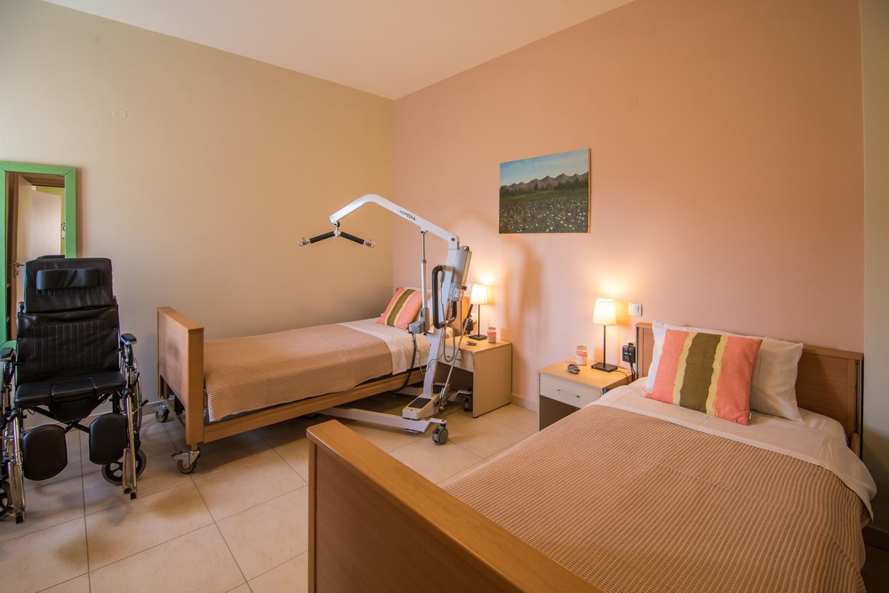 Aksos Suites Accessible Accommodation Agia  Extérieur photo